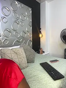 Snapshot of Skylar_Smith_ chatting on February 10, 2026, 11:53 am Skylar Smith online show from February 10, 2026, 11:53 am