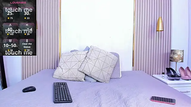 Skylar Smith  online show from January 10, 2026, 12:55 pm