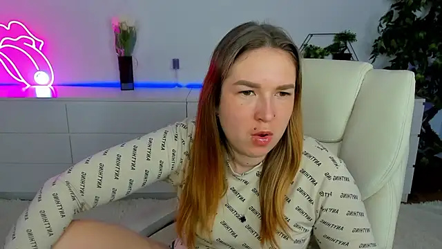 Sofii darling online show from March 9, 2026, 5:38 pm