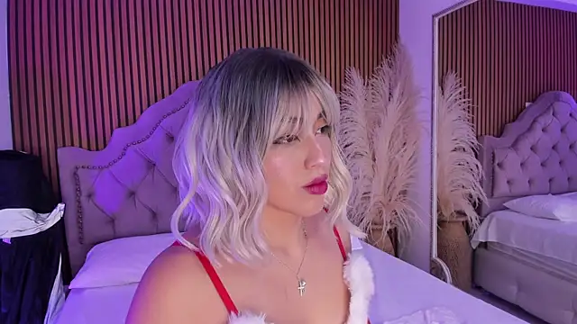 Starbutterflyy  online show from December 21, 2025, 3:41 am