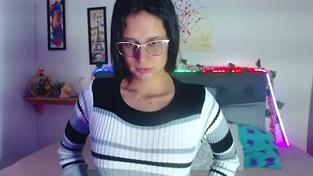 Snapshot of valentini_villa chatting on November 27, 2025, 8:09 pm valentini villa online show from November 27, 2025, 8:09 pm