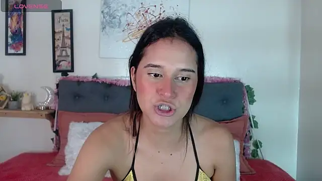 Snapshot of valentini_villa chatting on October 16, 2025, 8:28 pm valentini villa online show from October 16, 2025, 8:28 pm