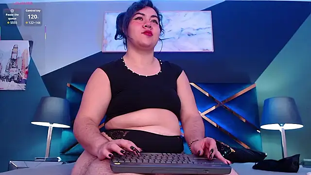 Lilih golden online show from February 4, 2026, 11:38 am