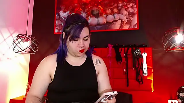 Lilih golden online show from October 17, 2025, 11:56 am