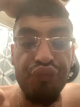 malek xarx  online show from March 13, 2026, 2:22 pm