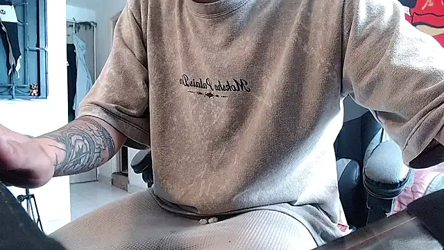 malek xarx  online show from March 24, 2026, 4:18 pm