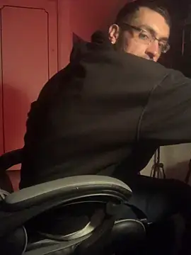 malek xarx  online show from February 28, 2026, 1:16 am