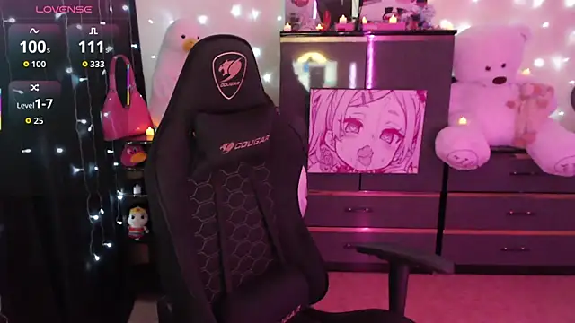 AmyVibess online show from October 10, 2025, 8:09 pm