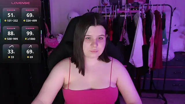 AmyVibess online show from June 15, 2026, 7:13 pm