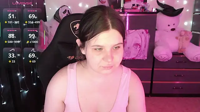 AmyVibess online show from October 19, 2025, 8:00 pm