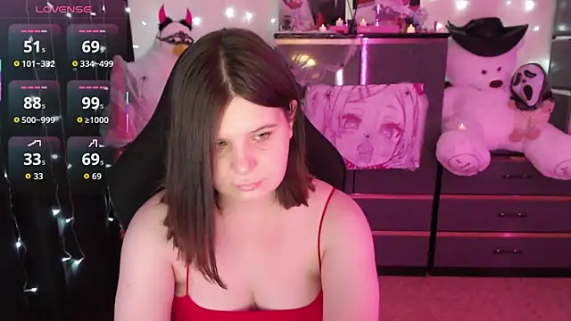 AmyVibess online show from October 27, 2025, 8:10 pm