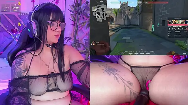 Snapshot of EternaAura chatting on November 12, 2025, 1:15 pm EternaAura online show from November 12, 2025, 1:15 pm