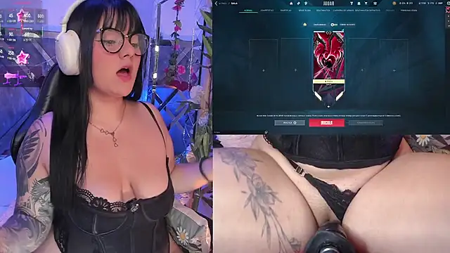 Snapshot of EternaAura chatting on November 6, 2025, 1:15 pm EternaAura online show from November 6, 2025, 1:15 pm