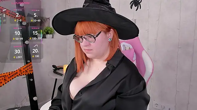 Snapshot of Michelle_Wilsson chatting on October 27, 2025, 6:14 am Michelle Wilsson online show from October 27, 2025, 6:14 am