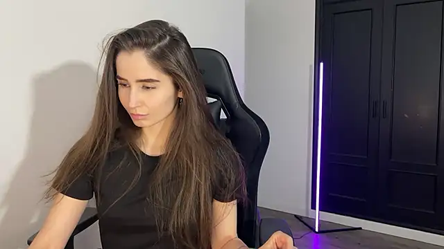 Snapshot of s_meow chatting on March 9, 2026, 10:02 pm s meow online show from March 9, 2026, 10:02 pm