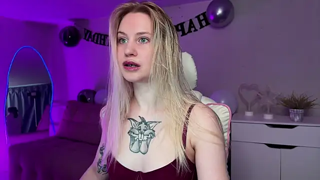 Snapshot of Sofia_Kenwood chatting on June 10, 2026, 3:08 am Sofia Kenwood online show from June 10, 2026, 3:08 am