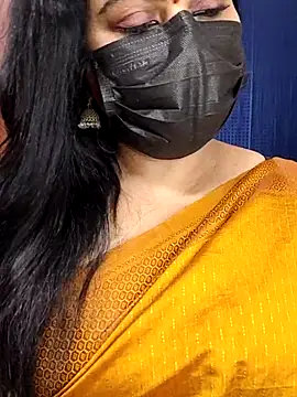 honey-flower online show from October 7, 2025, 4:41 pm