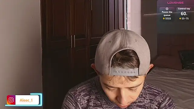 Aleecandrews online show from October 28, 2025, 7:24 pm