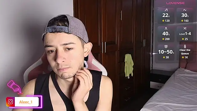 Aleecandrews online show from October 11, 2025, 7:37 pm