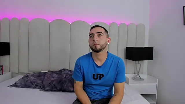 Lushian  online show from November 8, 2025, 10:02 pm