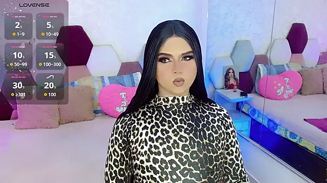 kushina uzumaki75 online show from October 15, 2025, 5:39 am