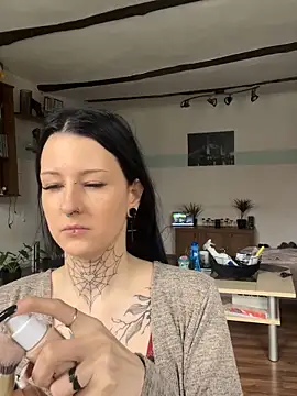 Snapshot of Seductively4_20 chatting on October 22, 2025, 12:59 pm Seductively4 20 online show from October 22, 2025, 12:59 pm