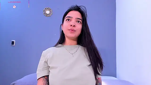 Snapshot of KamilaBetancourt chatting on June 25, 2026, 12:32 pm KamilaBetancourt online show from June 25, 2026, 12:32 pm