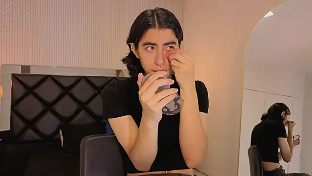 ryo light online show from October 25, 2025, 8:09 pm