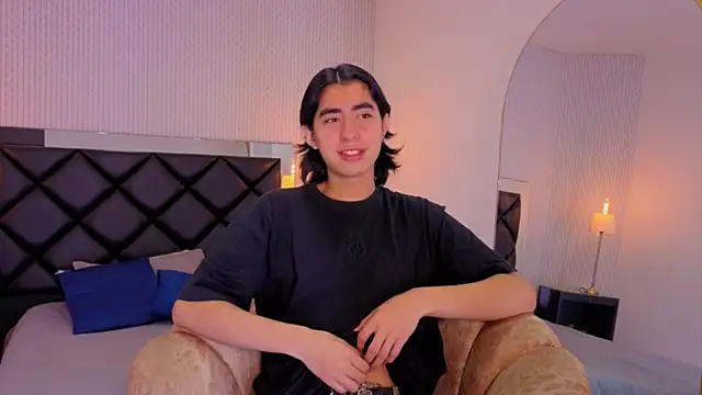 ryo light online show from November 10, 2025, 8:14 pm