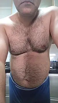 Snapshot of LeoMaduroSP chatting on May 20, 2026, 1:52 pm LeoMaduroSP online show from May 20, 2026, 1:52 pm