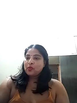 srimasrima online show from October 5, 2025, 9:11 am