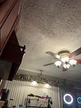 Snapshot of Integrityofsin chatting on December 23, 2025, 2:44 am Integrityofsin online show from December 23, 2025, 2:44 am