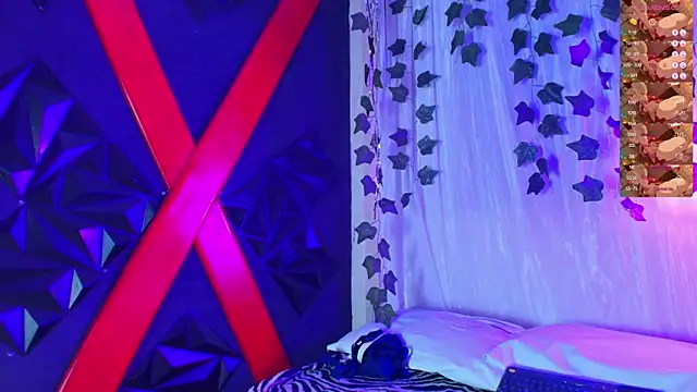 Snapshot of ivonne_diaz1 chatting on December 4, 2025, 8:08 pm ivonne diaz1 online show from December 4, 2025, 8:08 pm