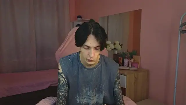 Martin Jin online show from November 23, 2025, 12:26 pm