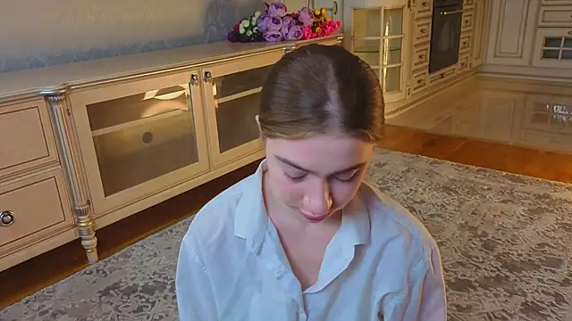 EadlinGillim online show from October 16, 2025, 2:42 am