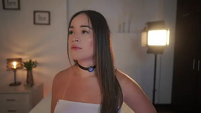 Snapshot of ximena_cortez_03 chatting on June 10, 2026, 10:55 pm ximena cortez 03 online show from June 10, 2026, 10:55 pm
