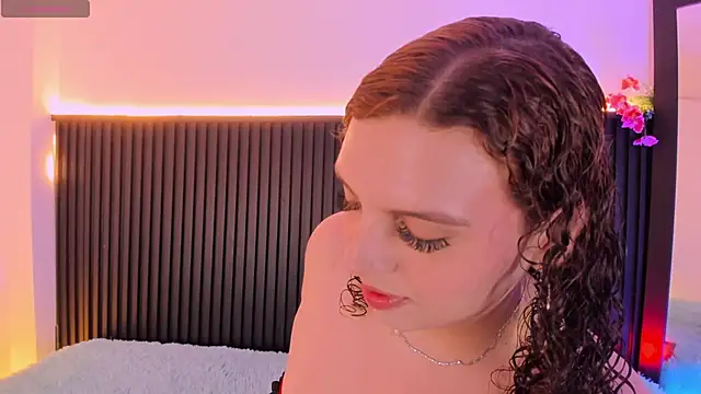 Snapshot of catleya_noire chatting on March 16, 2026, 1:15 pm catleya noire online show from March 16, 2026, 1:15 pm