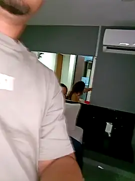 Snapshot of Boylatinn chatting on October 4, 2025, 6:42 pm Boylatinn online show from October 4, 2025, 6:42 pm