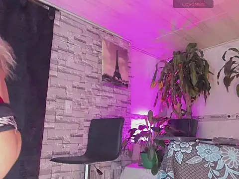 nazareth bigcocksexy online show from May 13, 2026, 10:50 pm