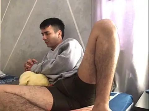 Snapshot of Cesar_Augusto chatting on March 3, 2026, 4:14 pm Cesar Augusto online show from March 3, 2026, 4:14 pm