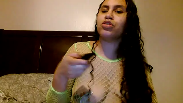 Snapshot of carlithefreak chatting on October 10, 2025, 11:49 pm carlithefreak online show from October 10, 2025, 11:49 pm