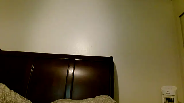 Snapshot of carlithefreak chatting on November 30, 2025, 11:38 pm carlithefreak online show from November 30, 2025, 11:38 pm