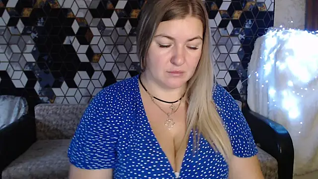 NikaSkylink online show from December 1, 2025, 5:08 am