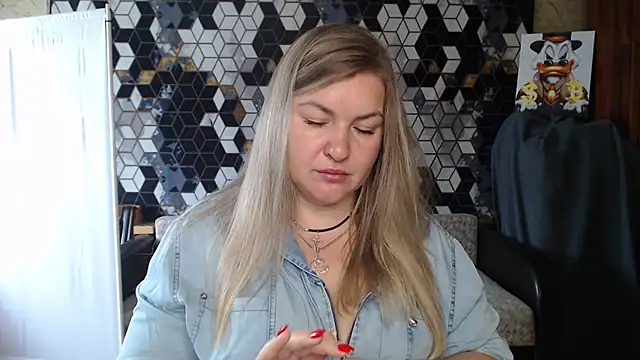 Snapshot of NikaSkylink chatting on May 13, 2026, 4:52 am NikaSkylink online show from May 13, 2026, 4:52 am