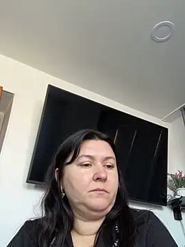 Snapshot of Liza_Will chatting on February 10, 2026, 9:52 am Liza Will online show from February 10, 2026, 9:52 am