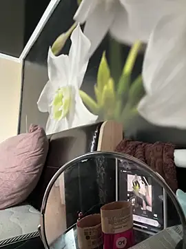 Snapshot of Liza_Will chatting on February 7, 2026, 9:17 am Liza Will online show from February 7, 2026, 9:17 am