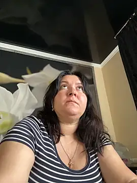 Liza Will online show from October 18, 2025, 9:22 am