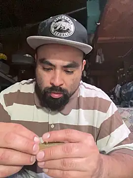 Snapshot of Jonathanfrom420 chatting on March 13, 2026, 12:21 pm Jonathanfrom420 online show from March 13, 2026, 12:21 pm