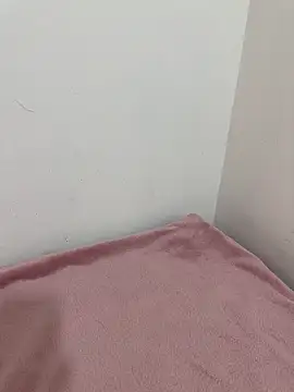 Snapshot of YourSlutBoySl chatting on November 12, 2025, 8:18 am YourSlutBoySl online show from November 12, 2025, 8:18 am