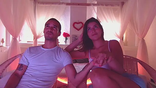 Laila asher online show from December 19, 2025, 7:49 pm